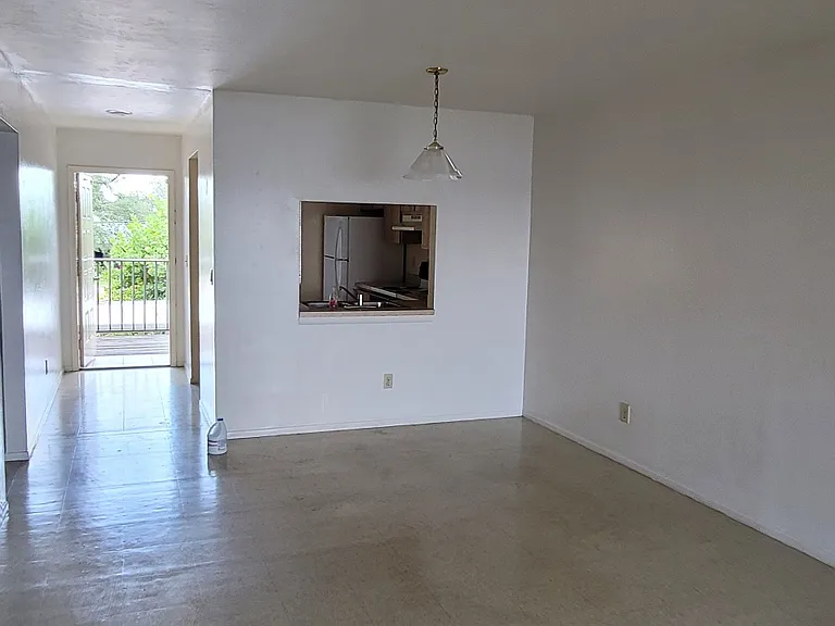 3801 Country Club Blvd #7 — Photo 13