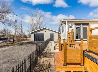 425 6th St E, Redcliff, AB T0J2P2