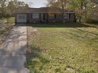 2273 Denton Rd, Dothan, AL 36303