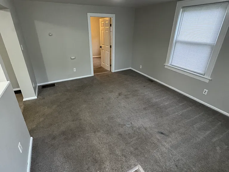 1013 Harding Way E #1 — Photo 2