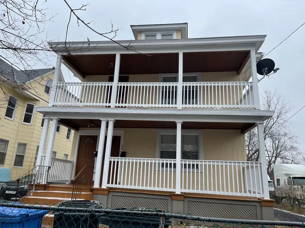 30 Sterling St, Hartford, CT 06112