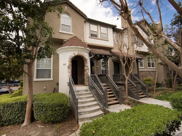 16 Benchmark Ln, Aliso Viejo, CA 92656