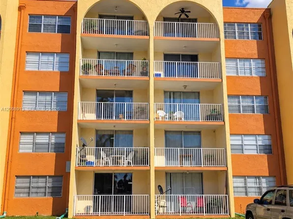 7000 NW 186th St, Hialeah, FL