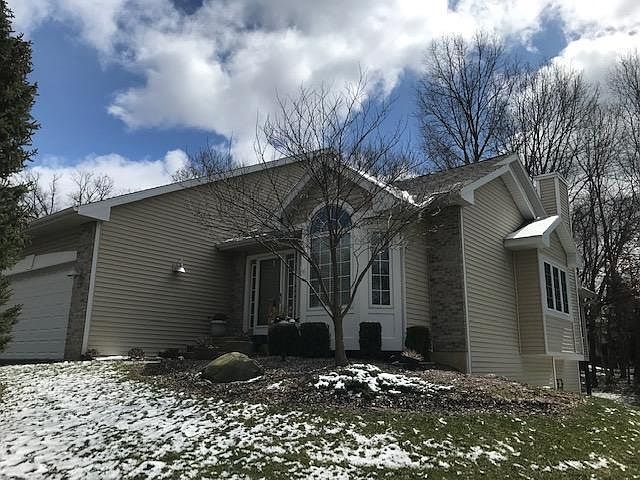 1st image of 226 Potters Dr