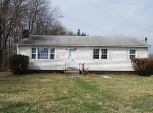 31 Fieldstone Rd, Waterbury, CT 06704