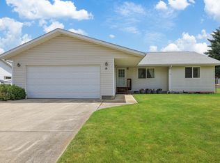 18 N Forest St, Deer Park, WA 99006