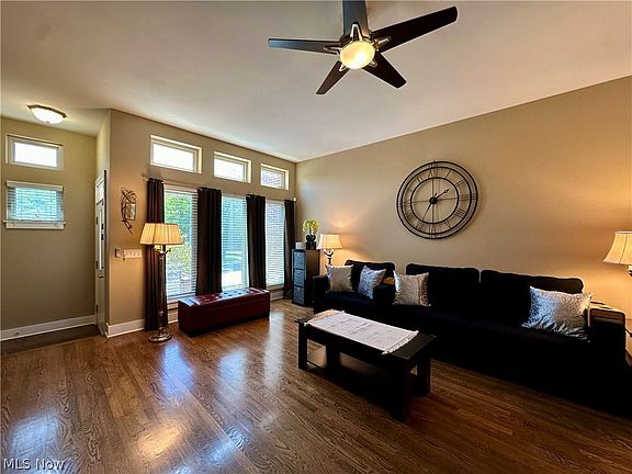 5th image of 10205 Superior Ave