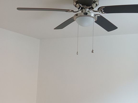 2nd image of 6948 Colonial Woods Dr