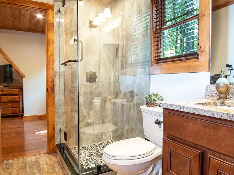 213 Rhododendron Dr — Photo 13
