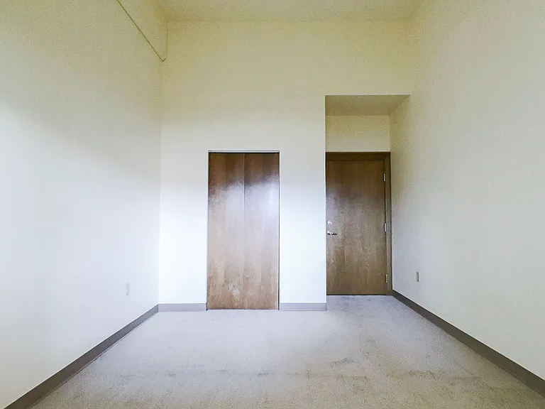 East High Apartments — Photo 130