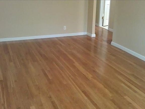 4th image of 9211 Seaview Ave