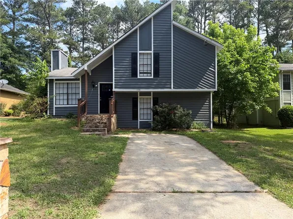 6300 Creekford Dr, Lithonia, GA 30058