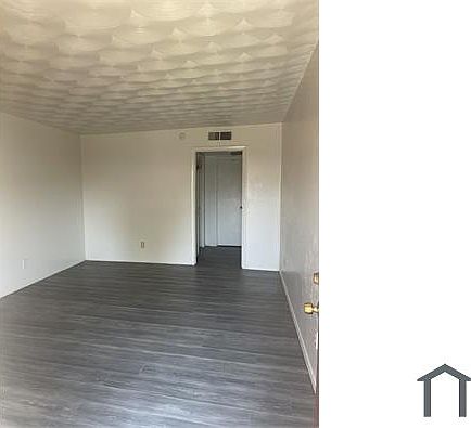 1st image of 5510 Reiger Ave #209