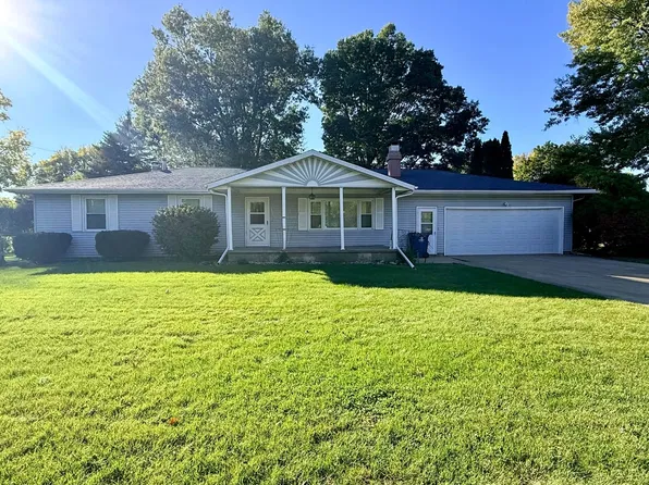 1200 Lenore St, Rock Falls, IL 61071