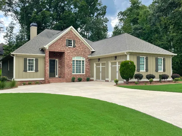 5670 Meadow View Dr, Jefferson, GA 30549