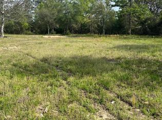 3393 Kings Lake Rd, Defuniak Springs, FL 32433