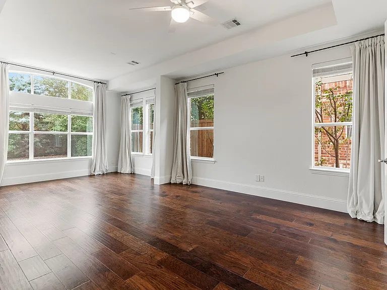 2417 Brenham Dr — Photo 14