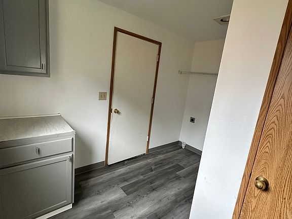 5th image of 6909 NE 143rd Pl