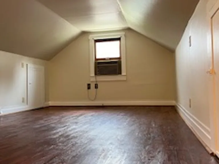 36 Teal St — Photo 10