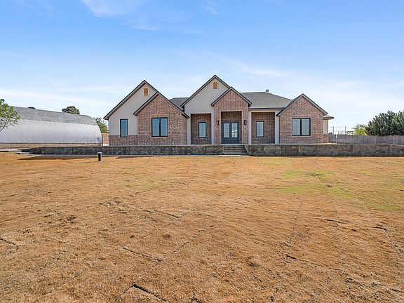 4th image of 16551 Spring Lake Dr
