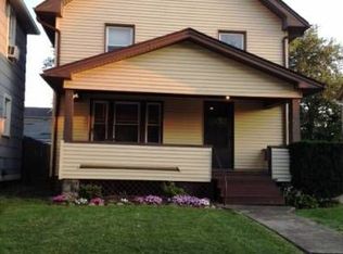 220 4th St, Fairport Harbor, OH 44077