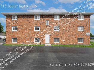 6315 Joliet Rd APT 6, La Grange, IL 60525