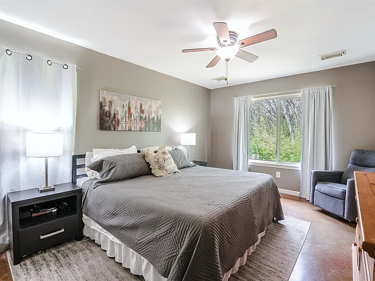1810 Quanah Parker Trl — Photo 14