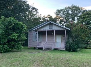 450 4th Ave, Chickasaw, AL 36611