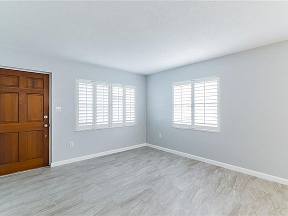 3rd image of 2411 Sanford Ave