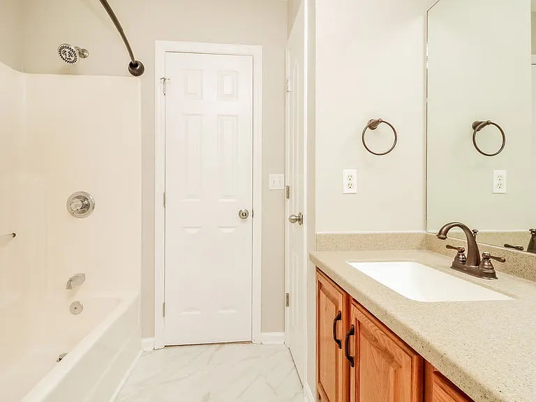 2900 Hearthside Dr — Photo 12