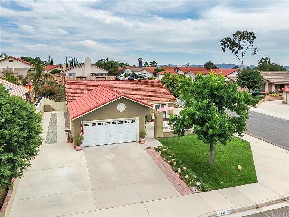 1st image of 25401 Boxelder Dr