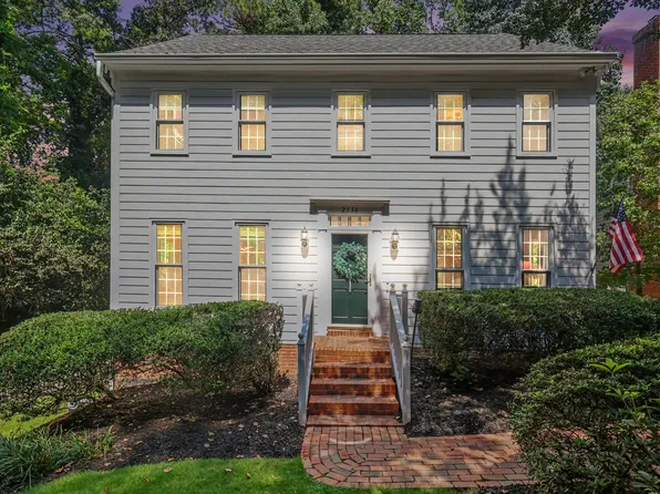 2536 Ashley Ct, Raleigh, NC 27607
