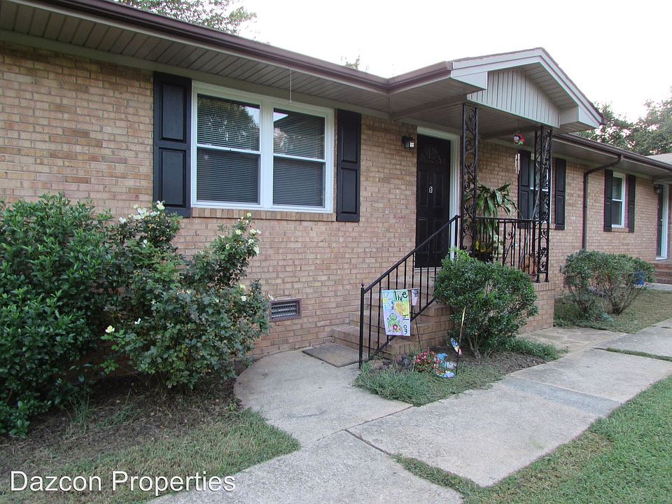 1st image of 310 Hillcrest Dr #B