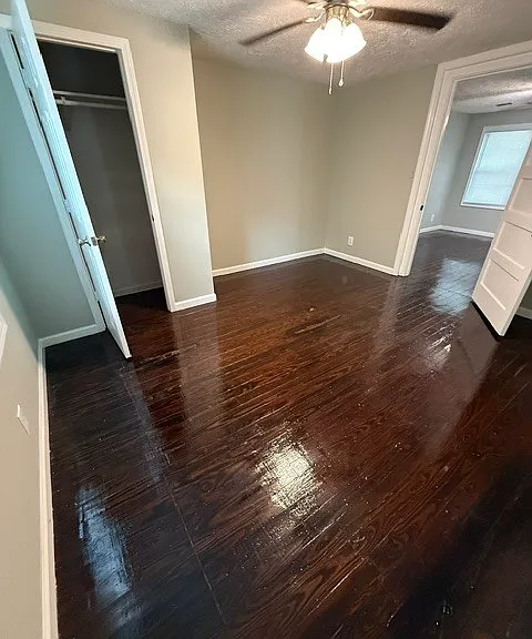 331 W Walton St — Photo 9