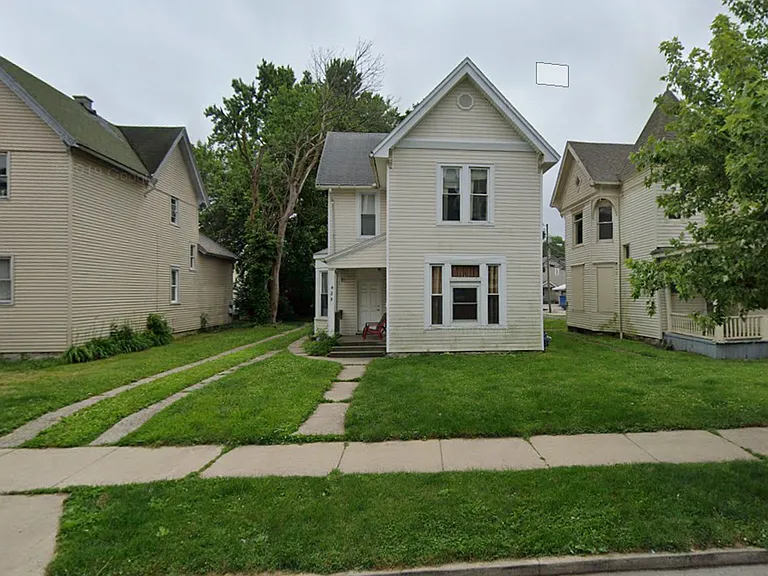 425 W Brackenridge St — Photo 1
