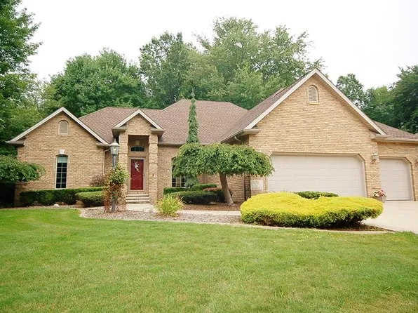 151 Saint Andrews, Cortland, OH 44410