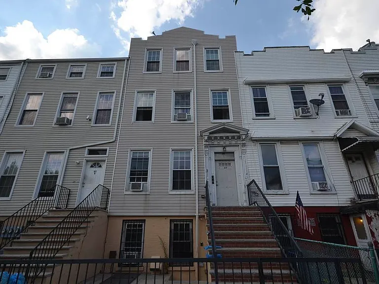 49 Vernon Ave #GF — Photo 14