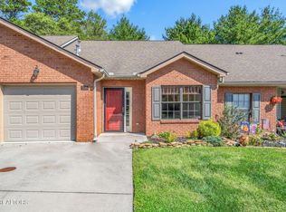 708 Rose Garden Way, Knoxville, TN 37919