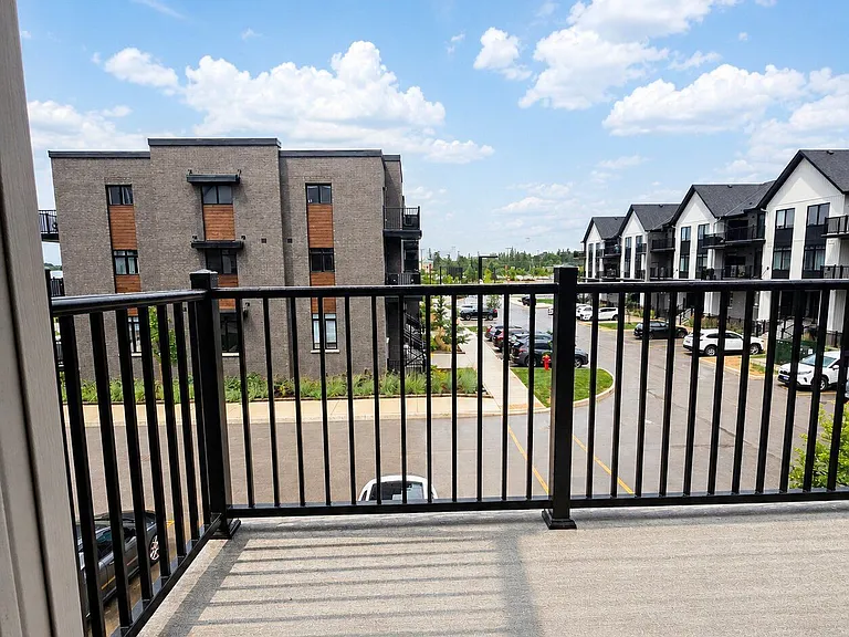 824 Woolwich St #110 — Photo 20