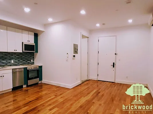 Rented by East Williamsburg Realty Inc | media 1