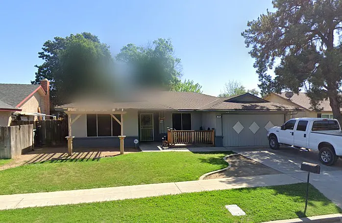 Building Photo - 430 N Larkin Ave