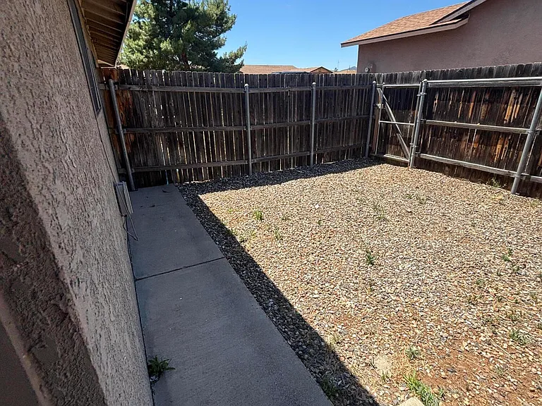 2586 S Quirt Cir #3 — Photo 9