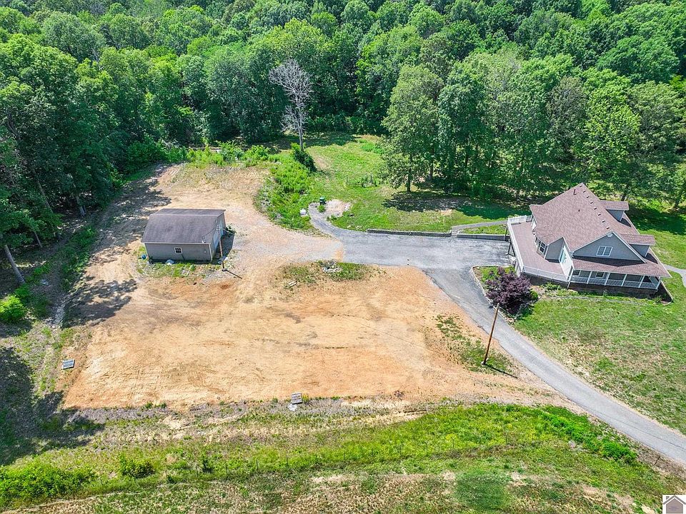 6565 Benton Rd, Paducah, KY 42003 MLS 122196 Zillow