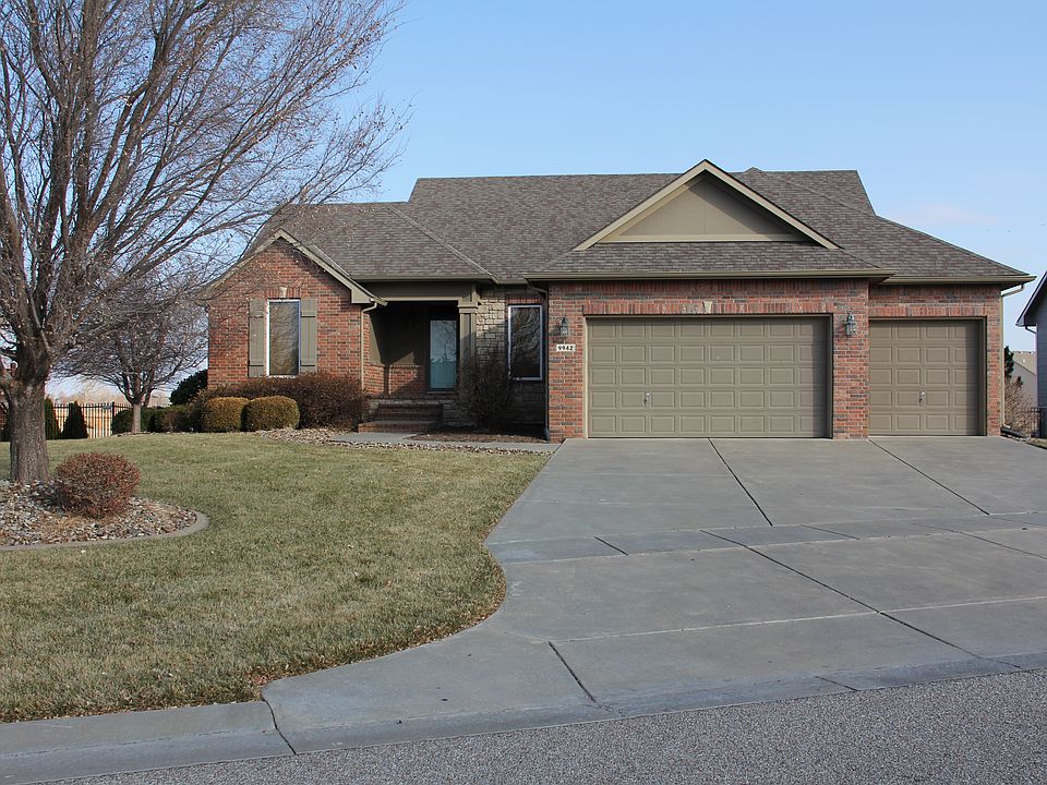 1st image of 9942 W Westlakes Ct