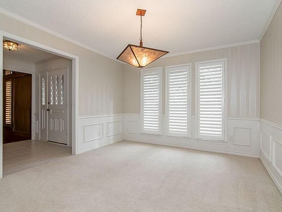 3rd image of 3621 Leathertop Dr