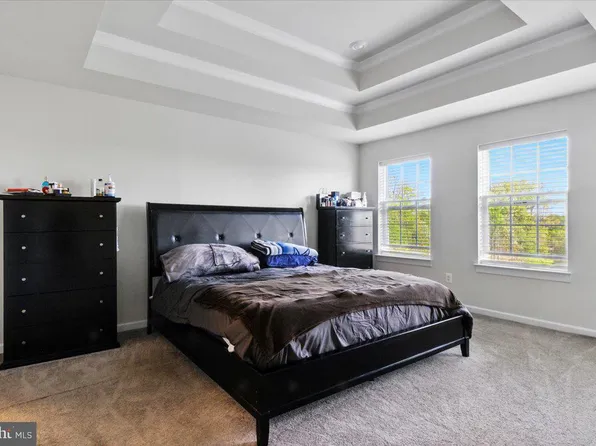 5510 Lanteen St, Lanham, MD 20706