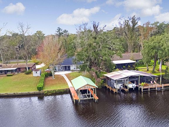 3rd image of 109 Swimming Pen Dr