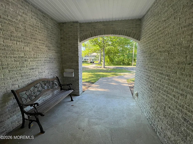 415 Windermere Ave — Photo 4