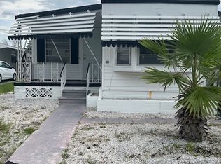 4851 W Gandy Blvd #A, Tampa, FL 33611