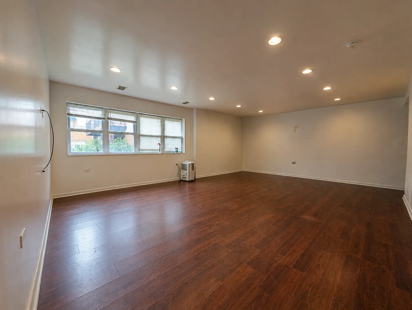 2530 W Fitch Ave — Photo 2